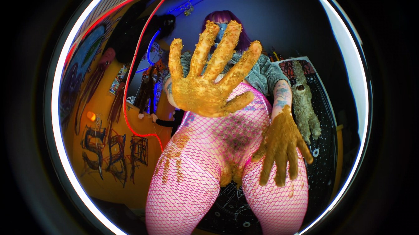 DirtyBetty – Dark M wants to play!